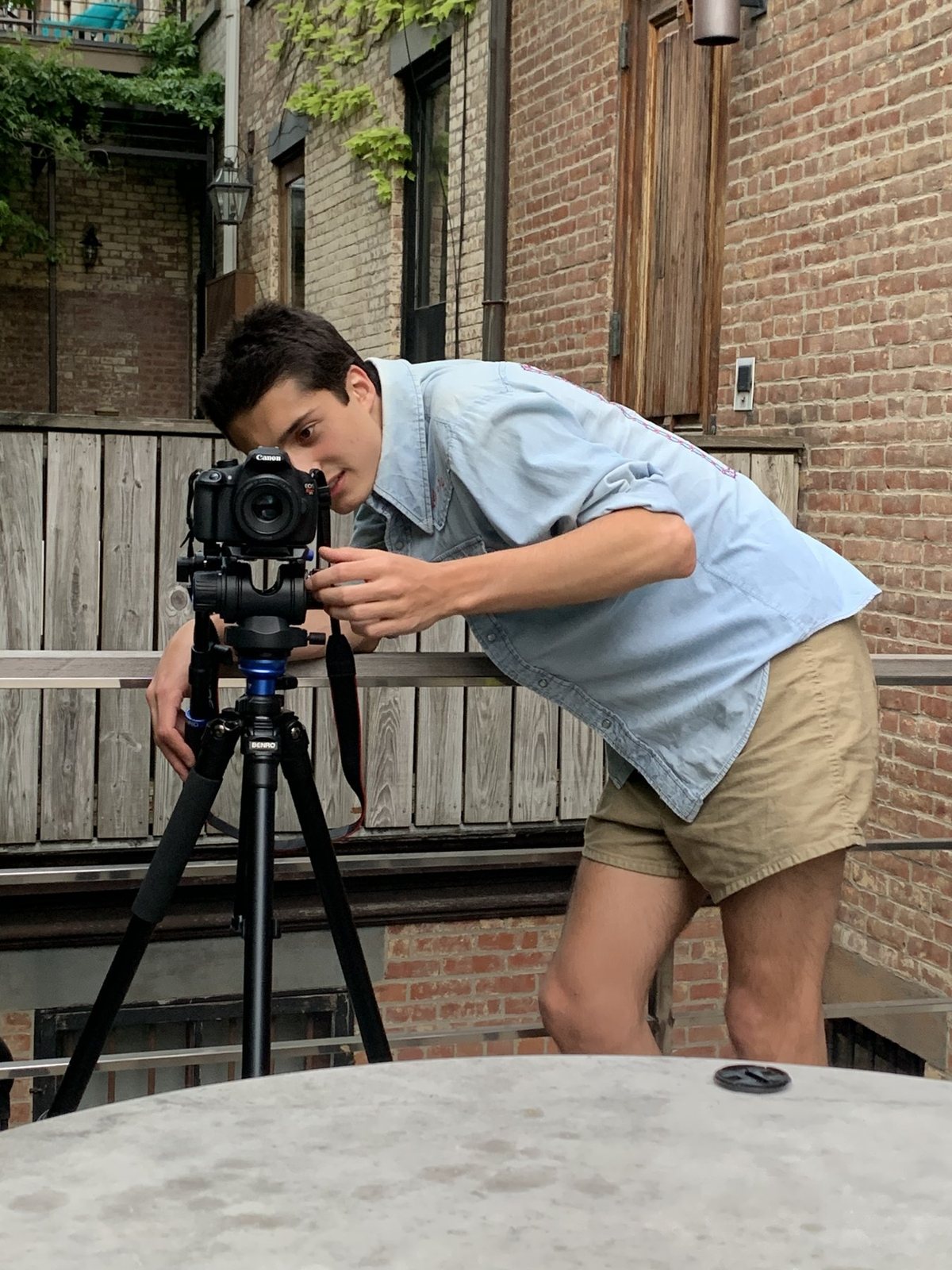 Henry Guzmán Mitchell on set